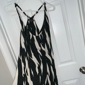 Black & White Racerback dress, w/pockets, Size M